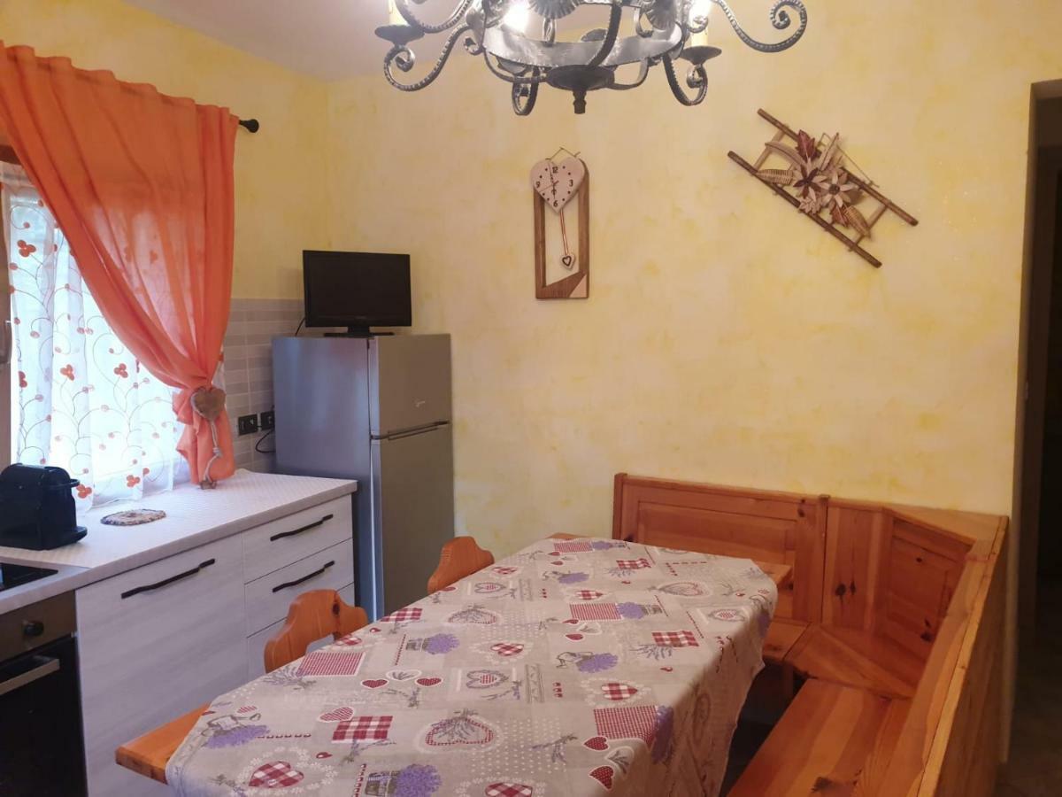 Il Biancone Villa Champdepraz Exterior foto